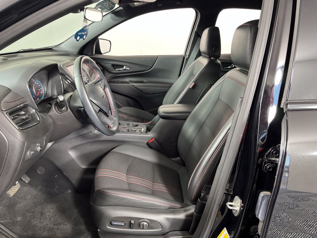Certified 2024 Chevrolet Equinox RS FWD image 23