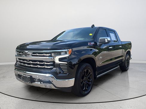 Used 2023 Chevrolet Silverado 1500 LTZ w/ LTZ Premium Texas Edition AWD/4WD image 5