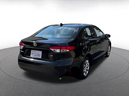 Used 2025 Toyota Corolla LE FWD image 14