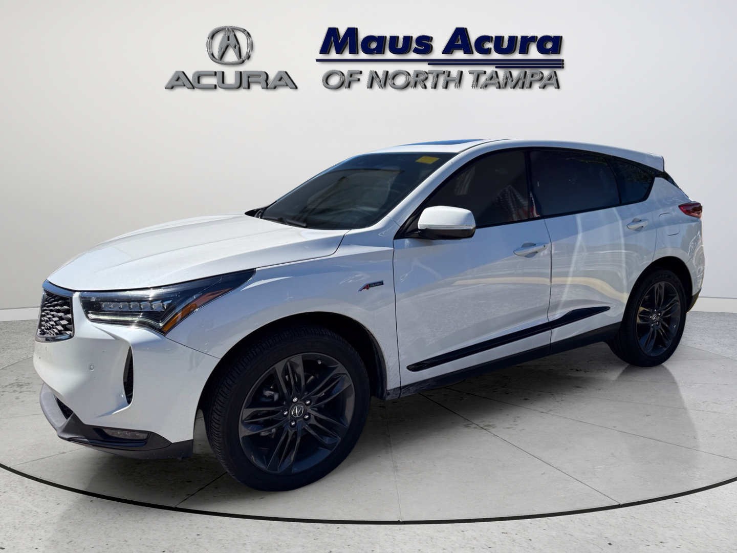 Used 2023 Acura RDX w/ Advance Package FWD image 3