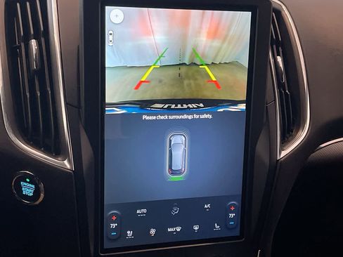 Used 2022 Ford Edge Titanium w/ Equipment Group 301A image 17