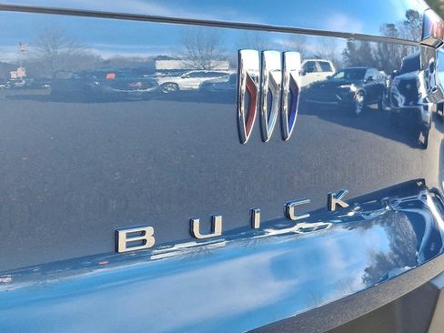Certified 2024 Buick Envista Preferred w/ Convenience I Package image 30