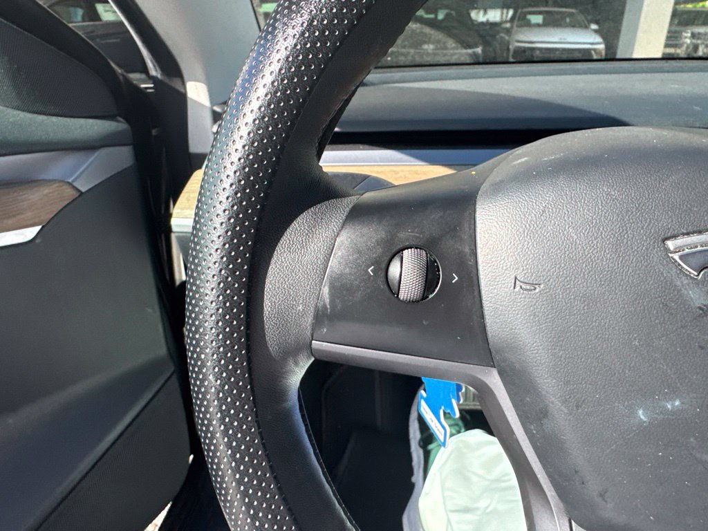 Used 2022 Tesla Model 3 RWD image 15