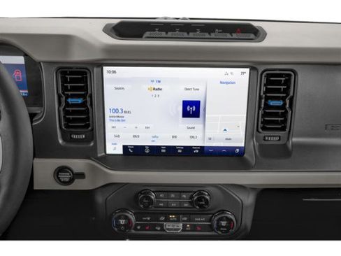 Used 2024 Ford Bronco Wildtrak image 12