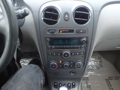 Used 2006 Chevrolet HHR LT w/ Preferred Equipment Group FWD image 19