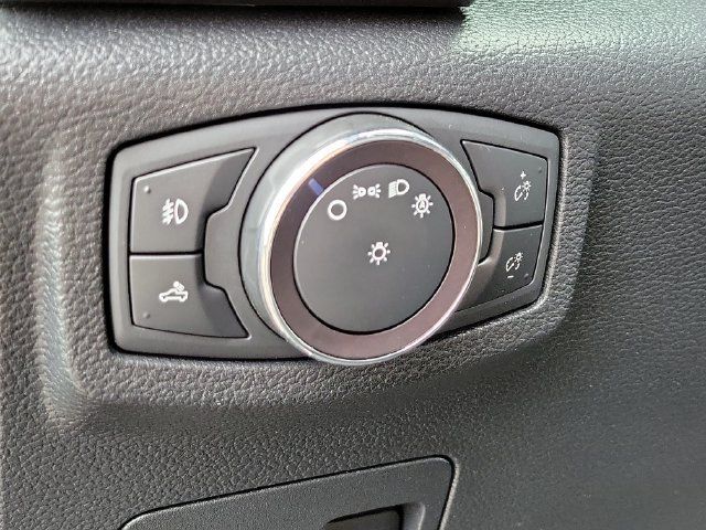Certified 2019 Ford F150 XLT w/ Equipment Group 302A Luxury AWD/4WD image 14