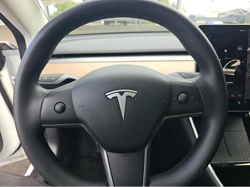 Used 2020 Tesla Model 3 Long Range AWD/4WD image 9
