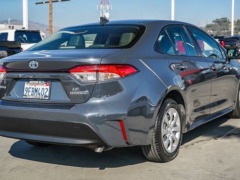 Certified 2023 Toyota Corolla LE image 9