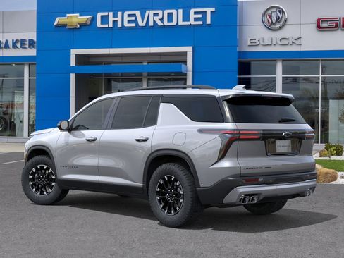 New 2026 Chevrolet Traverse Z71 w/ Enhanced Driving Package image 3