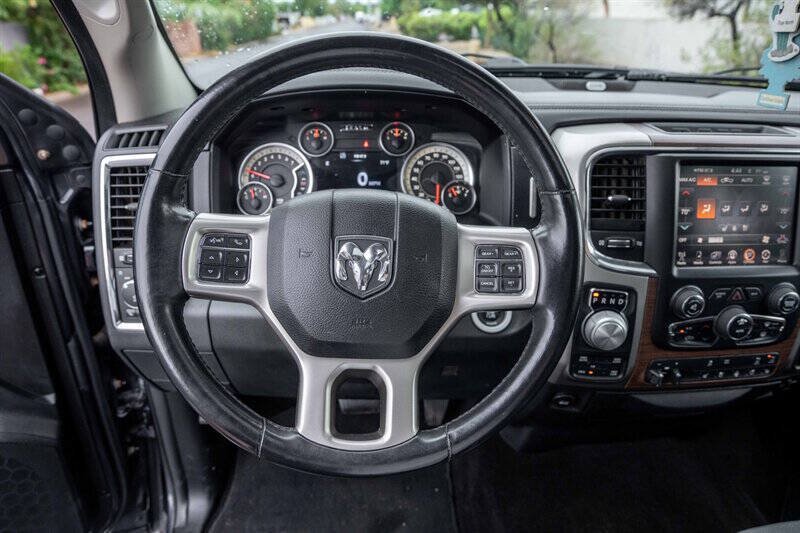 Used 2015 RAM 1500 Laramie w/ Convenience Group AWD/4WD image 12