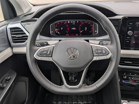 New 2026 Volkswagen Taos SEL AWD/4WD image 9
