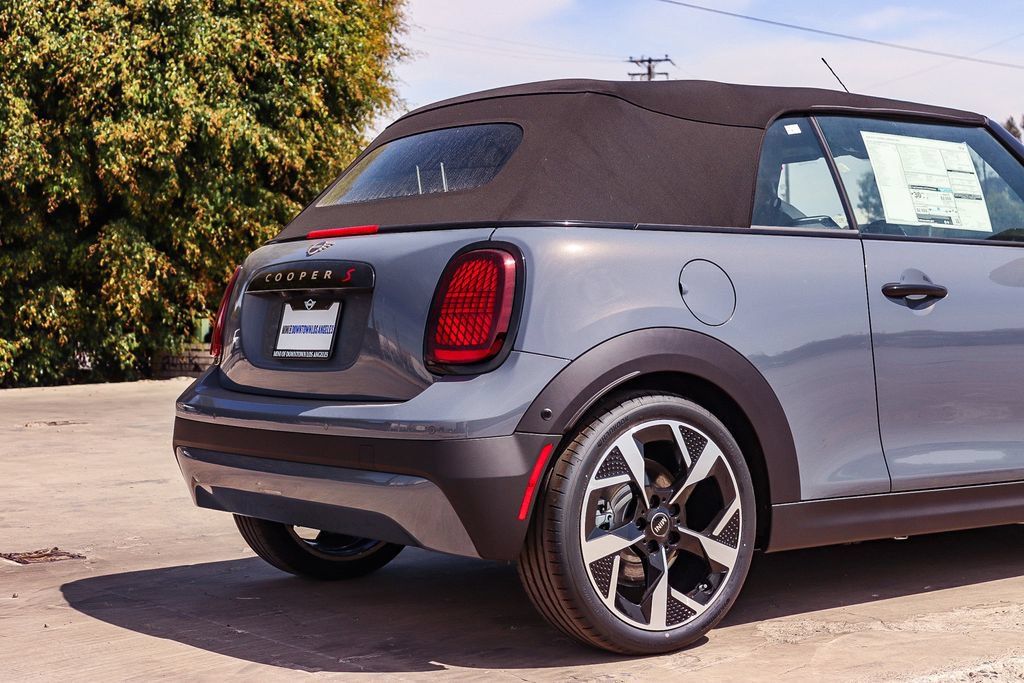 New 2026 MINI Cooper S FWD image 17