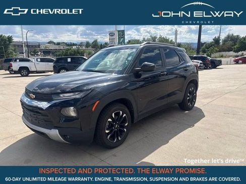 Used 2022 Chevrolet TrailBlazer LT FWD image 1