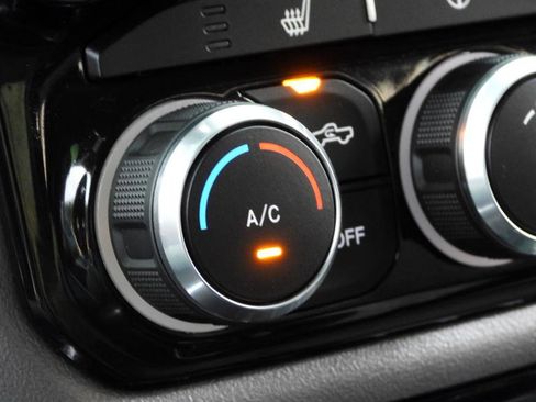 Used 2019 RAM 1500 Big Horn image 67