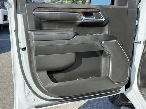 Used 2023 GMC Sierra 1500 Elevation image 36