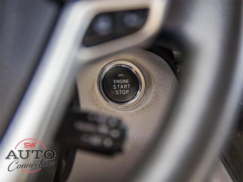 Used 2020 Toyota Sienna LE image 26