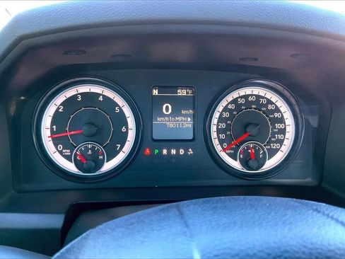 Used 2019 RAM 1500 Classic SLT image 19