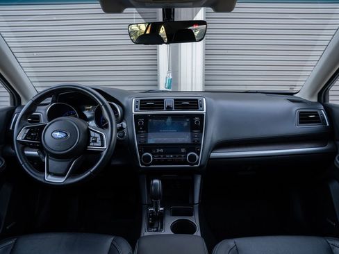 Used 2018 Subaru Outback 2.5i Limited image 18