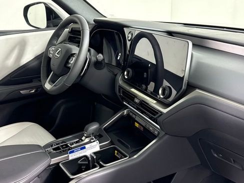 New 2026 Lexus TX 350 AWD image 30
