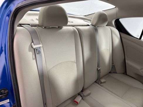 Used 2015 Nissan Versa SL image 21