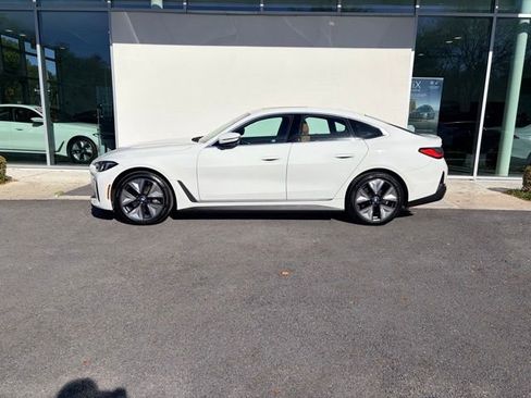 Used 2025 BMW i4 eDrive40 w/ Premium Package image 2