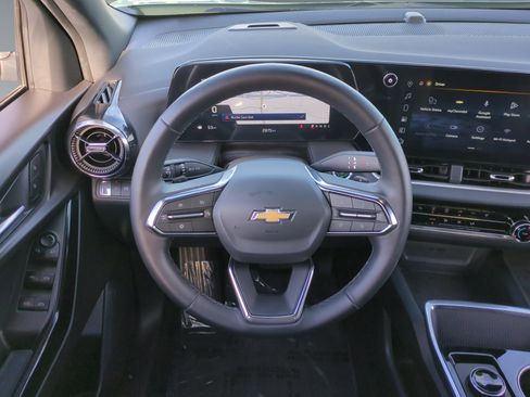 Used 2026 Chevrolet Equinox LT w/ LPO, Floor Liner Package image 13