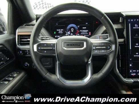 Certified 2025 GMC Yukon Denali image 35