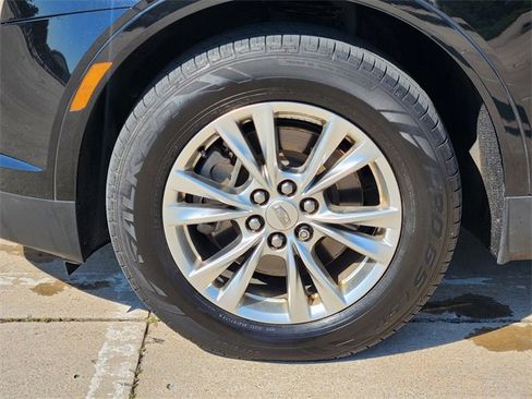 Used 2020 Cadillac XT5 Premium Luxury image 10