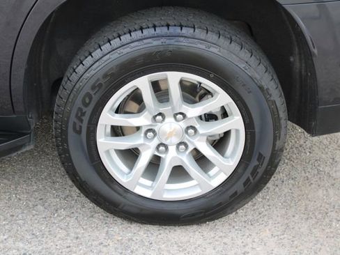 Used 2024 Chevrolet Tahoe LT image 12