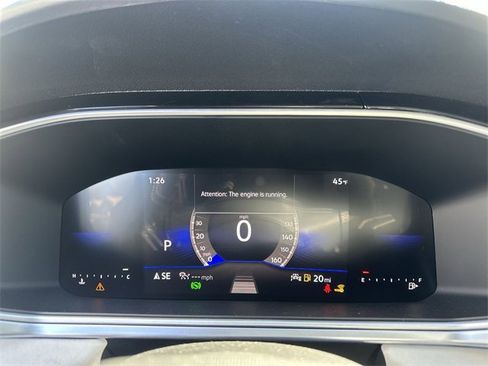 New 2026 Volkswagen Taos SE image 15