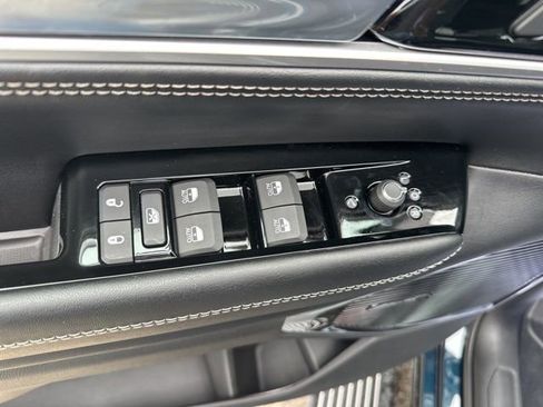New 2026 Jeep Grand Wagoneer Limited AWD/4WD image 11