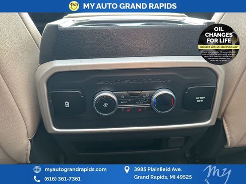 Used 2022 Ford Expedition Limited image 24