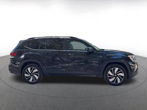 Used 2026 Volkswagen Atlas SE FWD image 11
