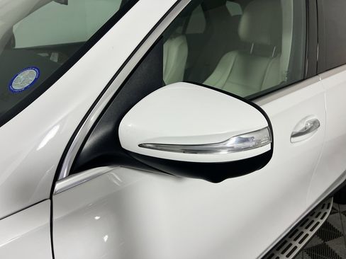 Used 2022 Mercedes-Benz GLE 350 4MATIC image 12