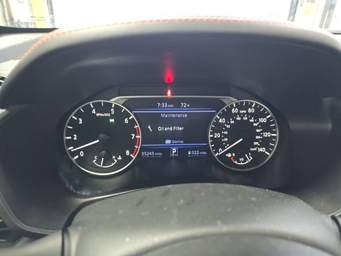 Used 2025 Nissan Altima 2.5 SR FWD image 2