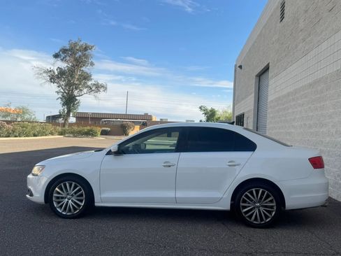 Used 2013 Volkswagen Jetta TDI FWD image 5