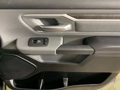 Used 2020 RAM 1500 Big Horn AWD/4WD image 31