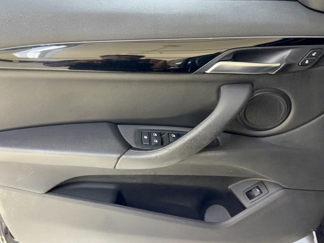 Used 2020 BMW X1 sDrive28i w/ Premium Package FWD image 14
