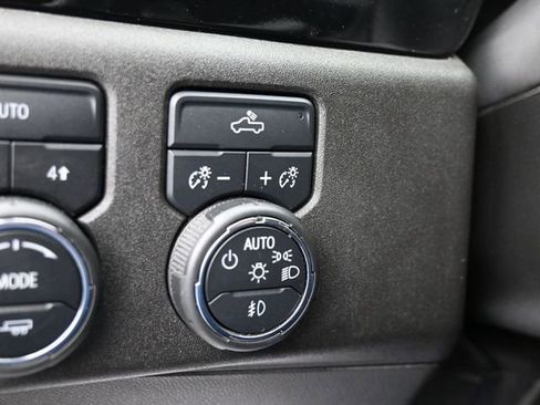 Used 2023 Chevrolet Silverado 1500 RST image 25