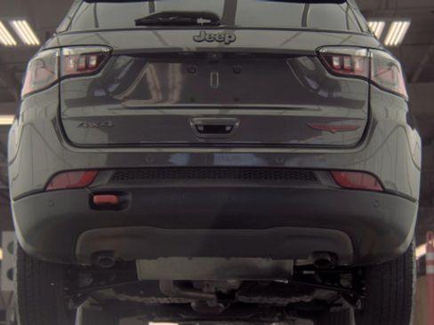 Used 2023 Jeep Compass Trailhawk AWD/4WD image 5