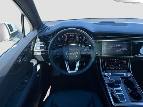 Used 2025 Audi Q7 3.0T Premium Plus AWD/4WD image 18