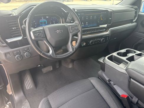 Used 2022 Chevrolet Silverado 1500 RST w/ Z71 Off-Road Package image 13