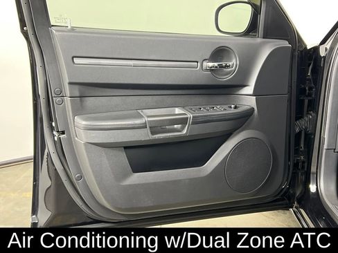 Used 2008 Dodge Charger SRT8 w/ SRT Option Group III image 19