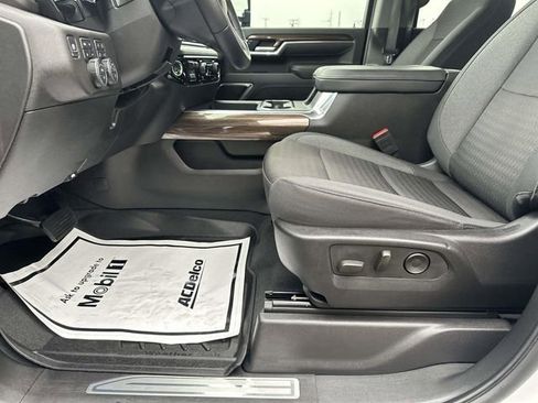 Used 2025 Chevrolet Silverado 2500 LT w/ Trail Boss Package image 17