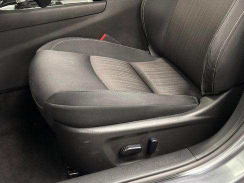 Used 2024 Nissan Altima 2.5 SV image 13