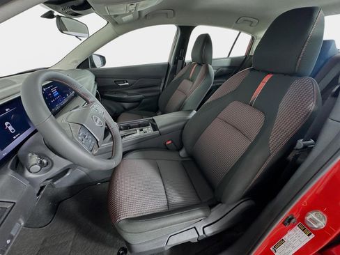 New 2026 Nissan Sentra SR FWD image 11