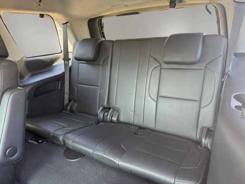 Used 2019 GMC Yukon SLT w/ Open Road Package RWD image 19