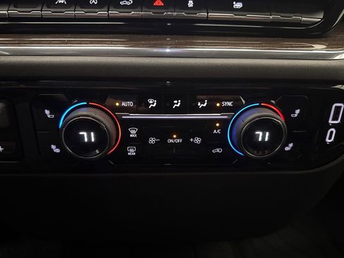 Used 2023 Chevrolet Silverado 1500 LT image 31