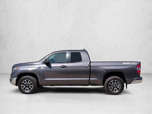 Used 2020 Toyota Tundra SR5 w/ SR5 Upgrade Package AWD/4WD image 8