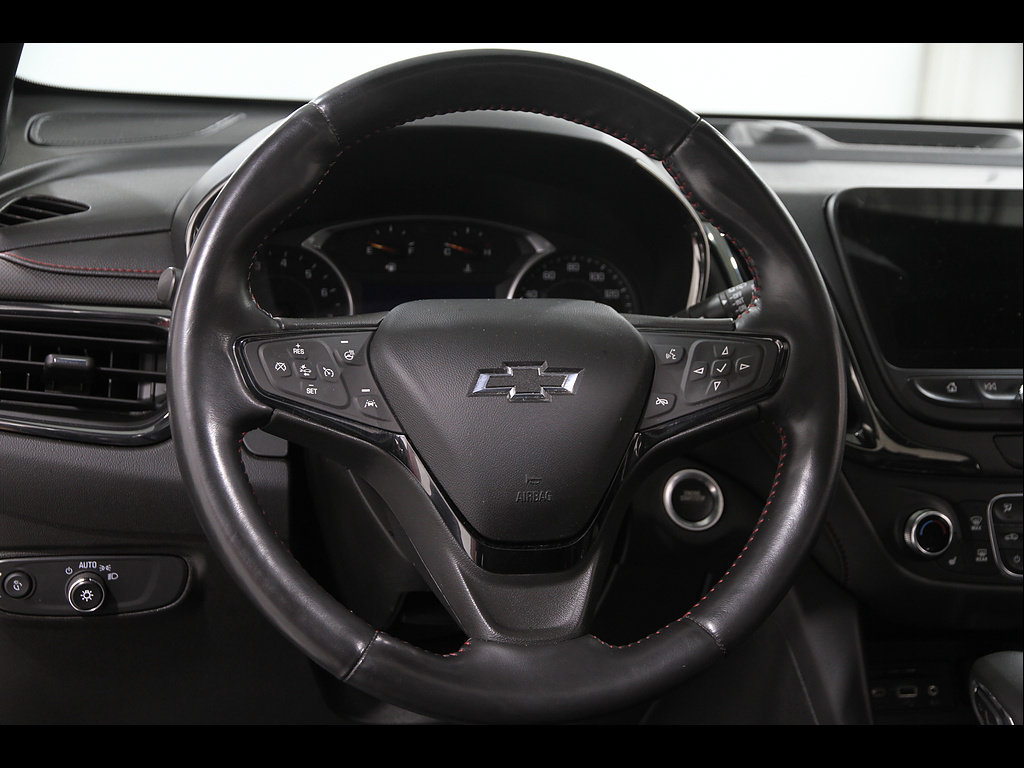 Certified 2022 Chevrolet Equinox RS w/ Infotainment Package FWD image 7